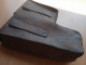 Delcampe - ARMY LEATHER AMMUNITION VINTAGE HOLSTER ERA AFTER WW2 AMMO POUCH CASE MAYBE Thompson HALFTER ETUI ARMEE - Equipement