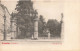 BELGIQUE - Bruxelles - Le Sablon - Une Mère Et Sa Fille Au Portail D'un Parc - Carte Postale Ancienne - Oostende