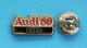 1 PIN'S  //   ** LOGO / AUDI 80 ** - Audi