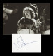 Nick Mason - English Drummer - Pink Floyd - Rare Signed Card + Photo - COA - Zangers & Muzikanten