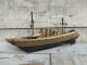 Delcampe - Ancienne Maquette Navire Marine Militaire Contre-Torpilleur Tigre Art Populaire - Barcos