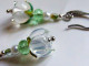 Delcampe - Boucles D'oreilles Fleurs Verre Murano, Blanc Translucide, Boutons De Roses, Verre Filé Au Chalumeau, Bijou De Créateur, - Earrings