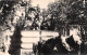 84-APT- CARTE PHOTO - CAVALCADE 1934- QUASIMODO CHAR LES GUEPES D'ALPHONSE KARR   - A CONTROLER - Apt