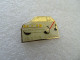 PIN'S    VOLKSWAGEN  GOLF  GTI JESTIN CASSE   RALLYE - Volkswagen