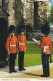 AK 153911 UNIFORM - England - Posting The Sentries At The Tower Of London - Uniformes