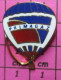 313C Pin's Pins / Beau Et Rare / MONTGOLFIERES / BALLON LIBRE TRICOLORE PRIMAGAZ - Montgolfières