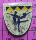 211c Pins Pin's  / Rare Et De Belle Qualité / SPORTS / CLUB GYMNASTIQUE  ST MICHEL DE KOENIGSHOFFEN - Gymnastik