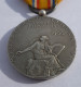 MEDAILLE SAPEURS POMPIERS 1900 EN ARGENT  - Poinçon Sur L' Arête - Feuerwehr