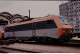 Photo Diapo Diapositive Slide Train Wagon Locomotive Electrique SYBIC BB 26117 PARIS GARE DE LYON Le 24/05/1993 VOIRZOOM - Diapositives