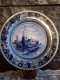 ASSIETTE  DECORATIVE HEINNEKEN BONNE ANNEE  1976  DELFT - Delft (NLD)