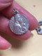 Delcampe - 9 Médailles Religieuses  Argentées +2 Croix - Pendants