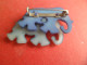 Broche Bakelite - Paire D' Eléphant Double Moule - Nuances De Couleur - - Brochen