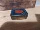 Delcampe - Ancienne Boîte à Aiguilles Ondulette Rouge Phonographe Gramophone - Boîtes