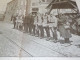 PHOTO SIMPLE POILU DEVANT 12 GENERAUX 1915 - 1914-18