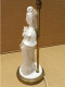 Delcampe - JOLI PIED De LAMPE ANCIEN DEESSE GUANYIN En PORCELAINE BLANCHE Fleur Lotus    E - Lighting & Lampshades