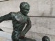 Delcampe - Statue Trophée Sport Foot Football 1930 Art Déco - Métal