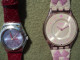 PAIRE DE MONTRES FEMININES SWATCH. 2002 / 2006 VENDUES EN L ETAT POUR PIECES. - Moderne Uhren