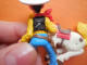 Objets Dérivés BD FIGURINE LUCKY LUKE ET JOLLY JUMPER....RARE.....(colonne2) - Figurines En Plastique