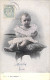Fantaisie - Bébé Posé Sur Un Coussin Avec Une Robe A Collerette - Pini Pologna   - Carte Postale Ancienne - Neonati