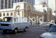 2 SLIDES SET 70s STREET SCENE VW KOMBI CAR JOHANNESBURG SOUTH AFRICA AFRIQUE 35mm DIAPOSITIVE SLIDE NO PHOTO FOTO NB2737 - Diapositives