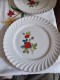 Delcampe - Cinq Assiettes Plates Faïence Keller & Guérin Décor De Fleurs  Modèle Tradition - Lunéville (FRA)