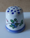 DÉ A COUDRE DE COLLECTION - DECOR PAPILLON ET FLEUR - Thimbles