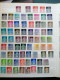 UNE COLLECTION DE 220 TIMBRES POSTE DU ROYAUME UNI - Collections