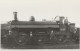 CARTE POSTALE PHOTO ORIGINALE ANCIENNE : LOCOMOTIVE ANGLAISE A VAPEUR Nr. 1547 PERSONNEL A BORD ANIMEE - Matériel