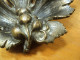 Delcampe - Ancien Cendrier En Bronze Feuille De Vigne Raisin. - Metal