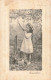 ENFANTS - Portrait - Ta Mère - Petite Fille Mangeant Une Pomme - Carte Postale Ancienne - Portraits