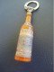 Porte-clé Ancien /Alcool /Cognac  /MARTELL /Petite Bouteille/ Vers 1960-1970             POC613 - Sleutelhangers