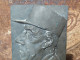 Sculpture Bas Relief Portrait Du Général Charles De Gaulle Signé Cachot - Autres & Non Classés