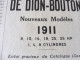 Delcampe - Plaque Publicitaire Automobiles Et Camions DE DION BOUTON    Dimension   36x 28cm  (origine  1911) - Plaques En Carton