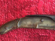 Delcampe - 1940  Scoutisme- Couteau De Scout Cran D'arrêt De Collection-à Réparer Décor Métal Partiellement Arraché-protection Man - Messer