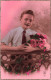 ENFANTS - Portrait - Un Petit Garçon Avec Des Fleurs - Colorisé  - Carte Postale Ancienne - Abbildungen