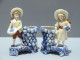 -2  STATUETTES PORCELAINE GERMANY PORTE BOUQUETS PORTE ALLUMETTES Raisin Bleu    E - Other & Unclassified