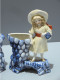 -2  STATUETTES PORCELAINE GERMANY PORTE BOUQUETS PORTE ALLUMETTES Raisin Bleu    E - Other & Unclassified