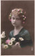 ENFANT - Portrait D'une Enfant Avec Des Fleurs  - Colorisé - Carte Postale Ancienne - Portretten