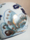 Delcampe - Vase Boule Asiatique XIXème En Porcelaine Diamètre 11 Cm - Vazen
