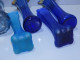 Delcampe - -LOT De 7 PETITS VASES VERRE 6 De Couleur Bleue & 1 Incolore Jus De Grenier     E - Jarrones