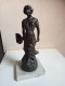 Statuette Du XIXème En Régule Hauteur 26 Cm Sur Support Marbre, La Pecheuse - Metaal