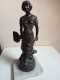 Statuette Du XIXème En Régule Hauteur 26 Cm Sur Support Marbre, La Pecheuse - Métal