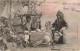CONTES ET LEGENDES - Le Petit Robinson - Chien - Déjeuner Avec Un épouvantail - Carte Postale Ancienne - Fairy Tales, Popular Stories & Legends
