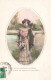 FETES ET VOEUX - Poisson D'avril - Une Femme Tenant Un Grand Poisson - Colorisé - Carte Postale Ancienne - 1 De April (pescado De Abril)