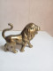 Delcampe - Sculpture Lion Ancien En Bronze Doré Hauteur 10 Cm X 12 Cm - Bronzen