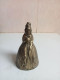 Cloche Du XIXème En Bronze Doré Figurine Hauteur 11 Cm - Cloches