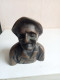 Cloche En Bronze Figurine Du XIXème Hauteur 11 Cm X 9 Cm - Bells