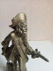 Statuette En Bronze Doré Pirate Hauteur 18,5 Cm - Bronzes