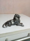 Statuette Lion En Alu XIXème Longueur 11 Cm Hauteur 7 Cm - Afrikaanse Kunst