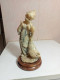 Statuette En Albatre XIXème Jeune Fille Et Canard Hauteur 18,5 Cm Sur Support Marbre - Pierres & Marbres